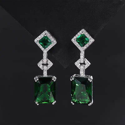 Conjunto de colar e brincos em prata com cristais verdes - Veralyn
