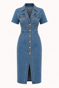 Midikleid aus Denim mit Knöpfen in schmaler Passform - Elara