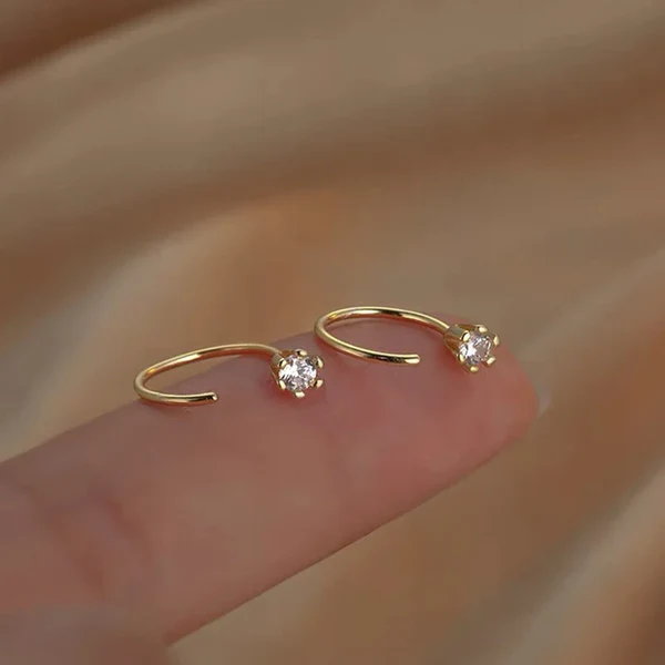 Brincos de argola aberta Chic Twinkle - Isolde