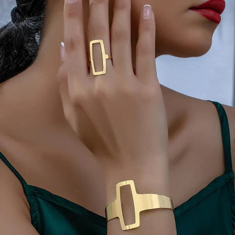 Conjunto de pulseira e anel geométricos - Liana