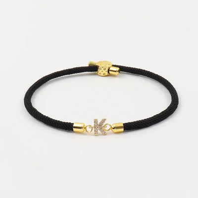 Pulseira unissexo com corda ajustável e letra inicial - Halimah