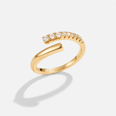Anel para mulher com cristais em ouro – Selma