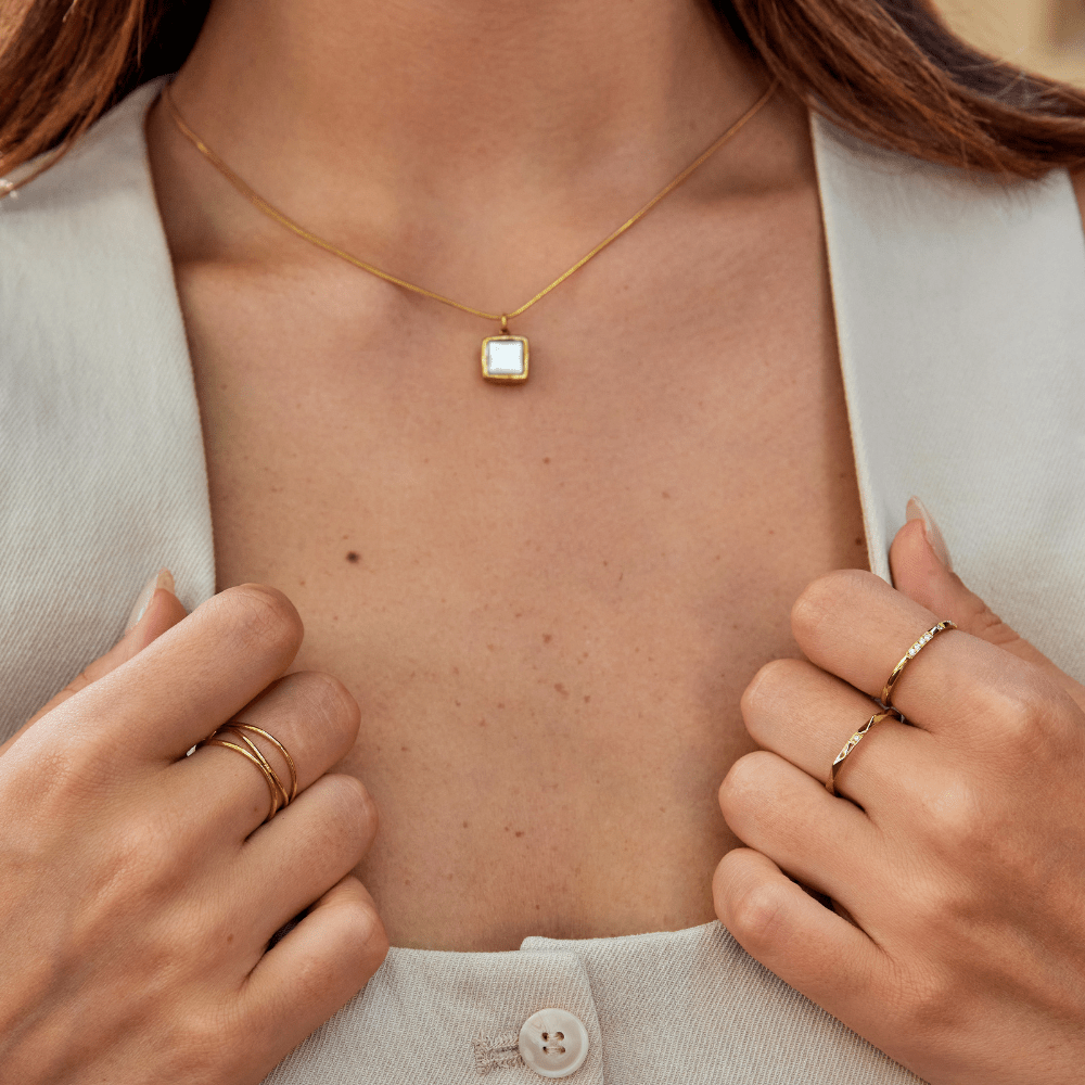 Anel para mulher em ouro – Clara