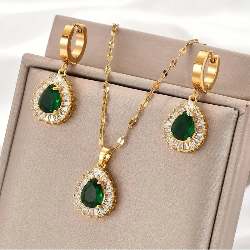 Conjunto de colar e brincos com pingente de gota e zircónias cúbicas verdes - Valenne
