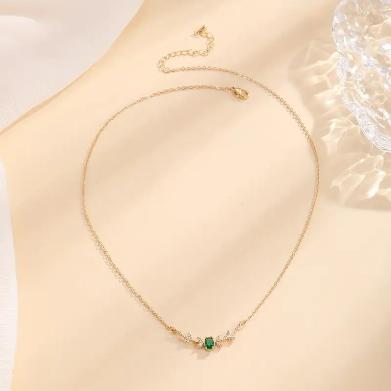Colar em ouro com pendente em cristal verde - Liorna