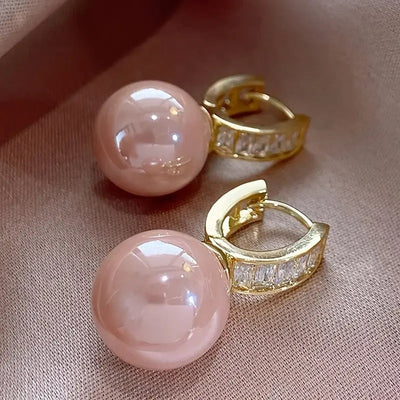 Brincos banhados a ouro com pérola rosa - Alina