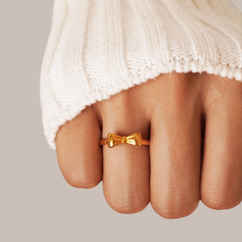 Anel para mulher com laço em ouro – Eleonora