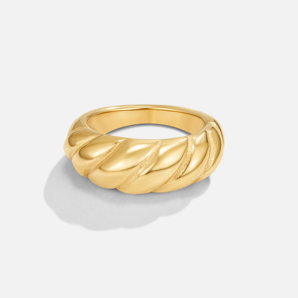 Anel para mulher em ouro – Bruna