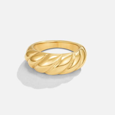 Anel para mulher em ouro – Bruna