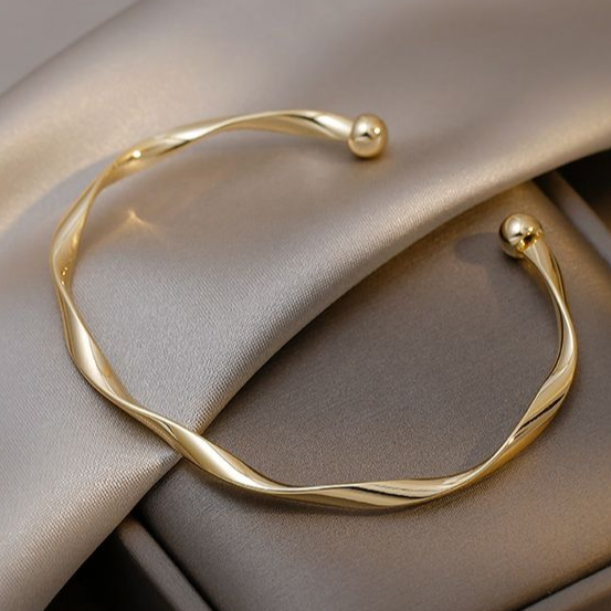 Pulseira aberta rígida com linhas entrançadas - Serena