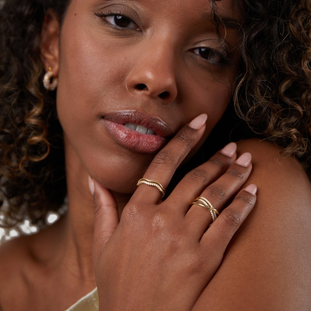 Anel para mulher com cristais em ouro – Katia