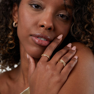 Anel para mulher com cristais em ouro – Katia