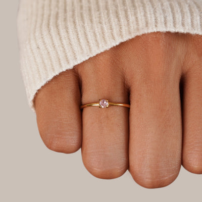 Anel para mulher com pedra do mês outubro em ouro – Anita