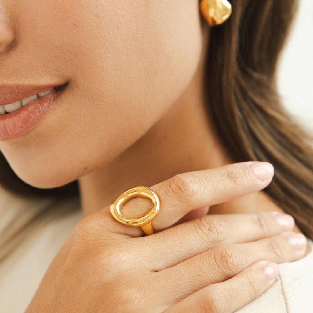 Anel para mulher em ouro – Zélia