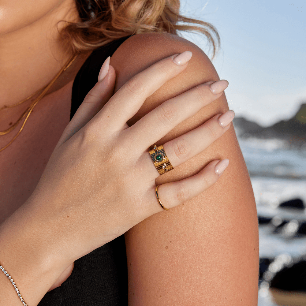Anel para mulher estilo vintage em ouro – Mila